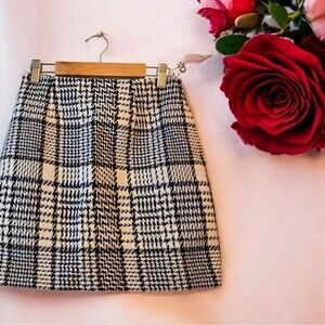 H & M Y2K Classic Black and White Houndstooth Mini Skirt Preppy School Girl 2